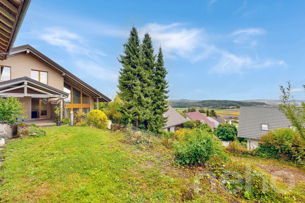 7-Zimmer-Einfamilienhaus an ruhiger Lage mit Garten und Weitblick 3