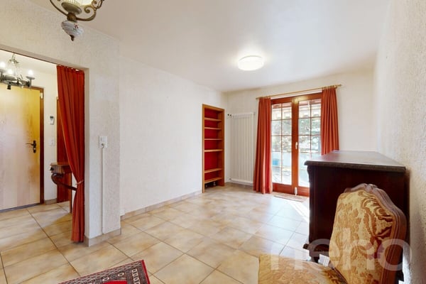 Maison 5.5pces avec vue Alpes, projet de rénovation complet disponible 10