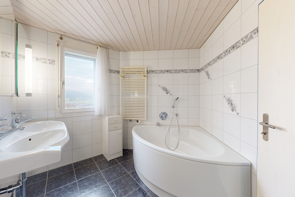 Immobilie in Ruswil - Dachwohnung mit fantastischer Bergsicht - Bild 9