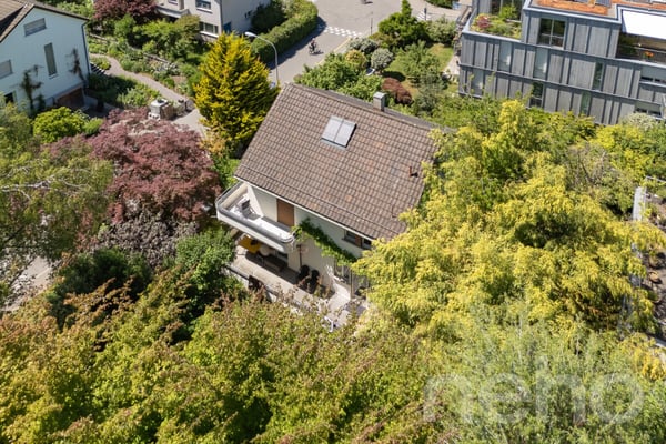 Seltene Chance: 5.5-Zimmer-Einfamilienhaus an Toplage 4