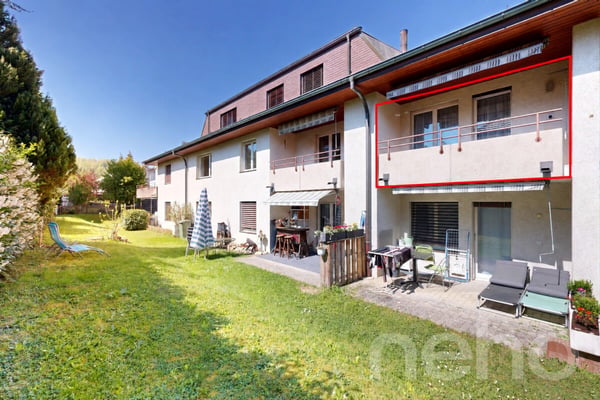 Grosse 5 Zimmer-Wohnung mit zwei Balkonen, Lift und viel Wohnkomfort 3