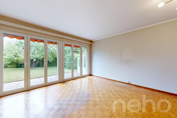 Villa à rénover à fort potentiel, opportunité unique à Vessy 2