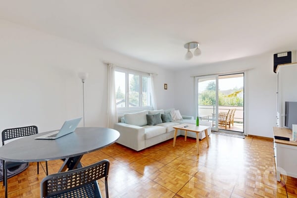 Maison villageoise de 2 appartements avec potentiel de transformation 4