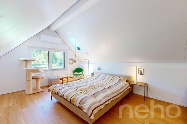 Erstklassige 3.5-Zimmer-Maisonette-Dachwohnung 9
