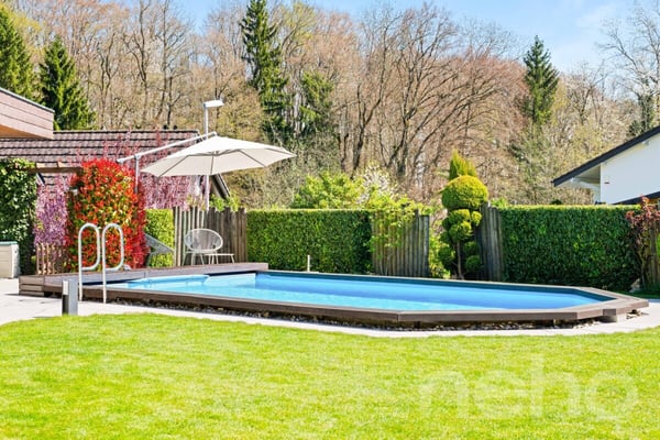 5.5 Zi. Familienparadies mit Pool, grossem Garten und Privatsphäre 10