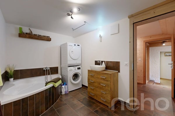 Rez de jardin 4 pièces avec jardin privatif au pied des pistes 9