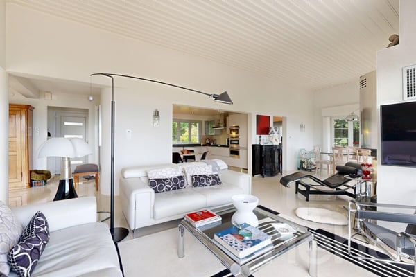 Villa contemporaine d'exception avec piscine et vue lac Neuchâtel 5
