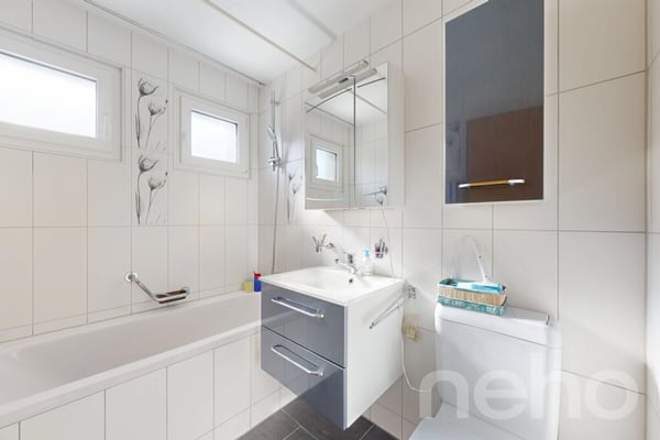 Renovierte 4.5-Zimmer Wohnung mit Balkon in Nidau 9