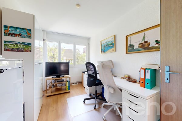 Renovierte 4.5-Zimmer Wohnung mit Balkon in Nidau 8