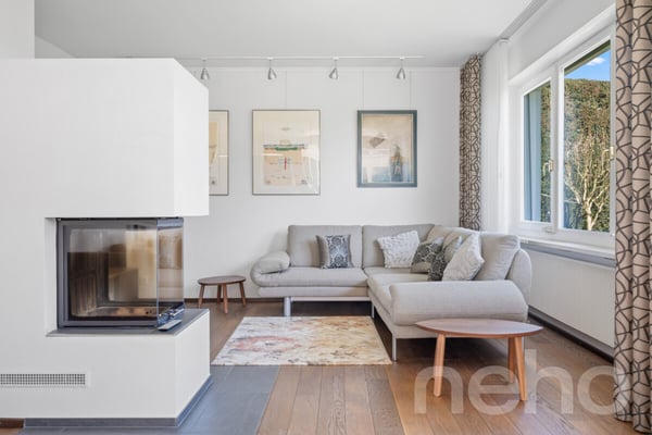 Exklusive Villa mit Galerie, Indoor-Pool und Gartenidylle 11