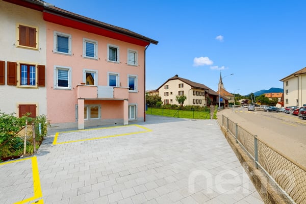 IMMEUBLE DE RENDEMENT RÉNOVÉ, AU CALME, PROCHE DE BULLE EN PLEIN ESSOR 12