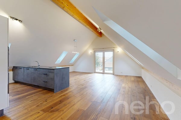 Neuwertige Dachgeschosswohnung mit hochwertigem Ausbaustandard 2