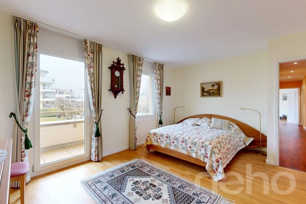 Duplex de prestige avec vue panoramique sur le lac Léman et les Alpes 12
