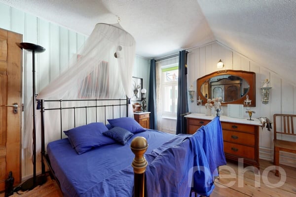 7.5 Zimmer Einfamilienhaus mit Garten und Bergblick 10
