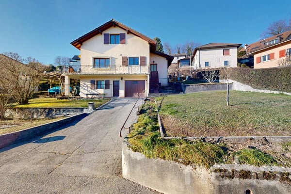 Charmante villa avec vue dégagée sur les Alpes et le lac 3