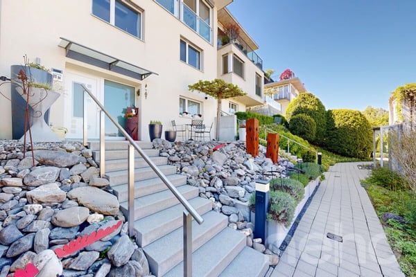 5,5-Zimmer-Haus, ein Bijou an unverbaubarer Lage über dem Bodensee 2