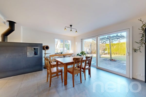 Familienhaus mit viel Platz, Wintergarten und sonniger Terrasse 2