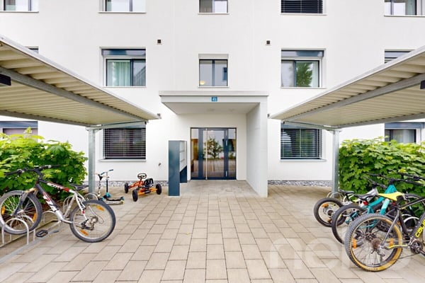 Moderne 5-Zimmer-Wohnung mit grossem Balkon in Boswil 10