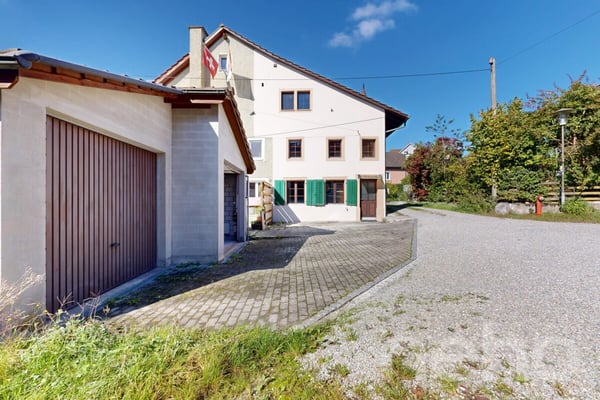 Charmantes 4-Zimmer-Haus mit grossem separatem Garten 11
