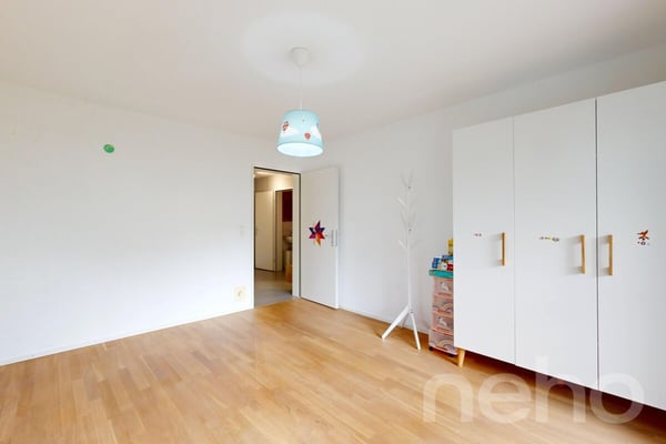 Erstklassige 3.5-Zimmer-Gartenwohnung 7
