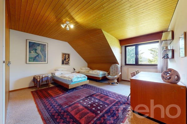 Grosszügiges 7.5-Zimmer-Einfamilienhaus mit Gartenidylle in Dornach 11
