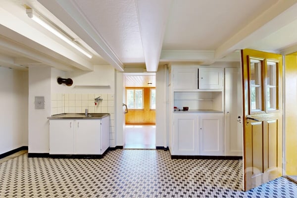 4 Zimmer Wohnung in Oekingen mit viel Potenzial 9