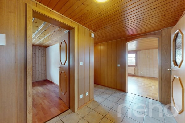 Chalet de caractère sur 1'741 m² avec rivière et potentiel 9