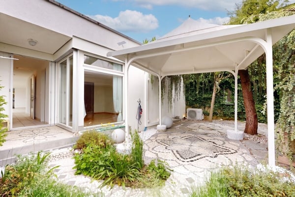 Terrassenhaus mit Blick über Bremgarten 11