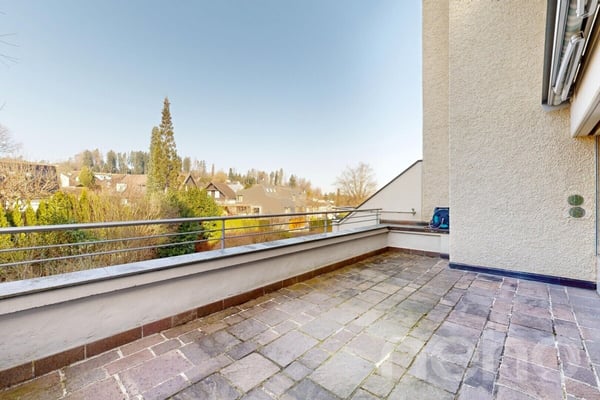 Einfamilienhaus-Feeling in Ebmatingen ? Maisonette über drei Etagen 5