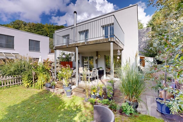 Freistehendes Einfamilienhaus mit Garten und Fernsicht in Biberstein 1