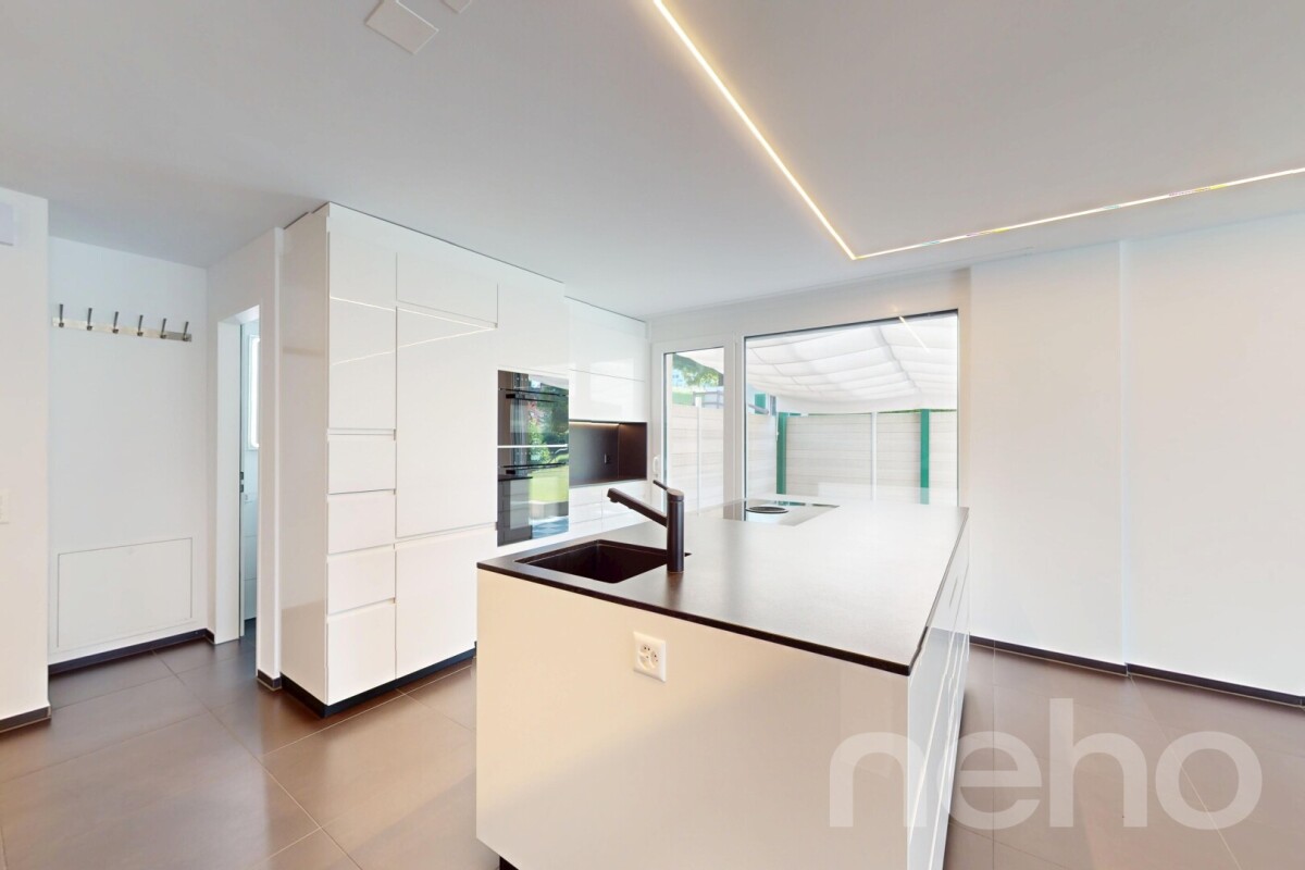 Immobilie in Bäretswil - Moderne und renovierte Maisonette-Wohnung mit Gartensitzplatz - Bild 4