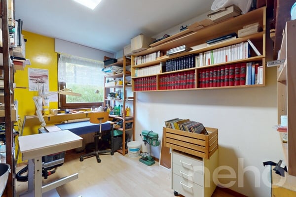 Superbe 4,5 pièces avec jardin, vue montagne et garage 9