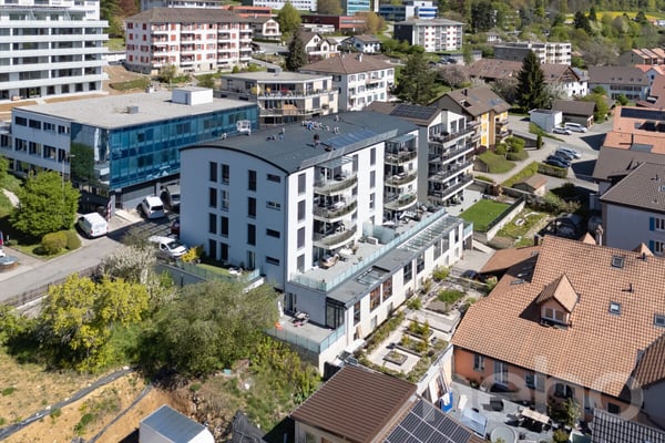Grand 5,5p de 200 m² + Terrasses ? Idéal Investisseurs ou Bi-familial 10