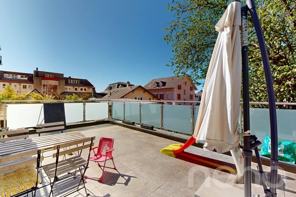 Grand 5,5p de 200 m² + Terrasses ? Idéal Investisseurs ou Bi-familial 8
