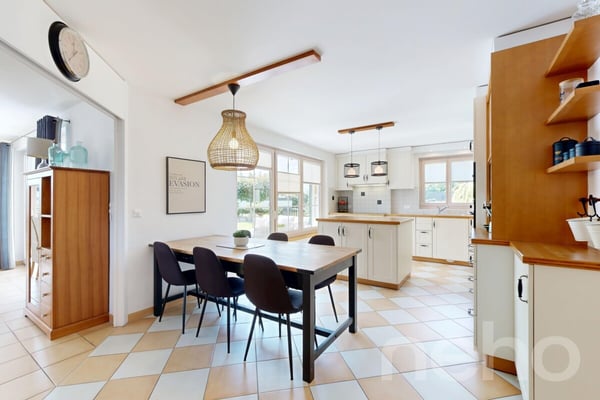 splendide Villa à Thielle 1