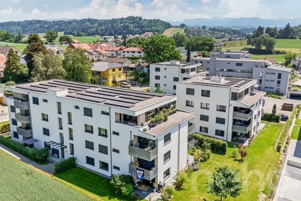 Attique d'exception avec terrasse panoramique entre Fribourg et Berne 9