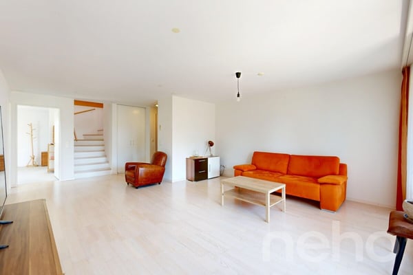 Attraktive Maisonettewohnung in gepflegtem Dreiparteienhaus 12