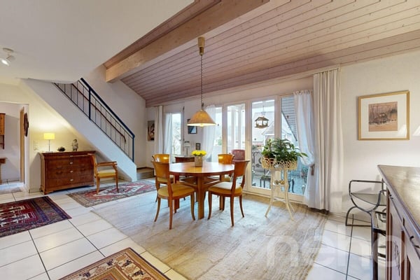 Exklusive Attika-Maisonette mit grosser Terrasse und Ausbaupotenzial 2