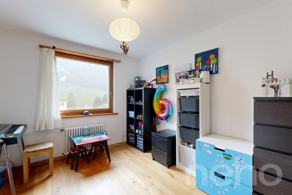 Charmante 4.5-Zimmerwohnung an ruhiger Lage in Davos Platz 8