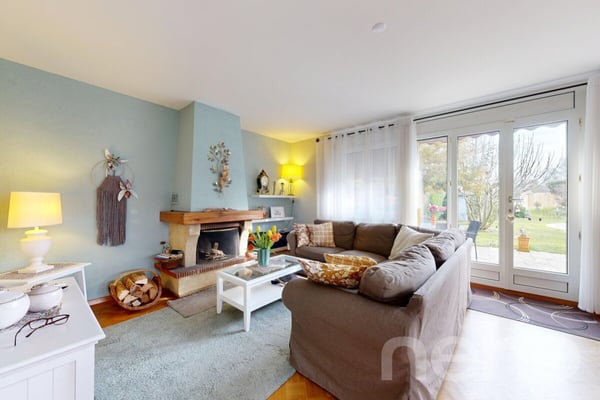Maison familiale avec piscine et grand jardin plein sud 7