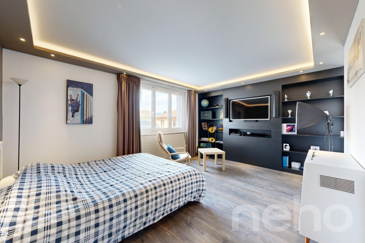 Immobilie in Savagnier - Superbe villa familiale, piscine intérieure, terrasses et vue forêt - Bild 10