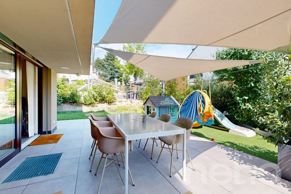 Élégante maison mitoyenne avec jardin privatif à Renens 10