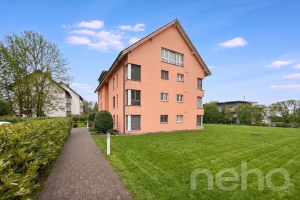 Grosszügige und gepflegte Gartenwohnung an ruhiger Lage 2