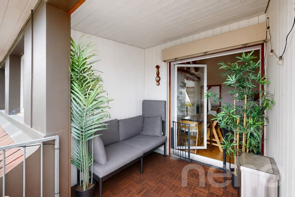 Charmante 3.5-Zimmer-Dachwohnung mit Balkon an ruhiger Lage in Basel 2