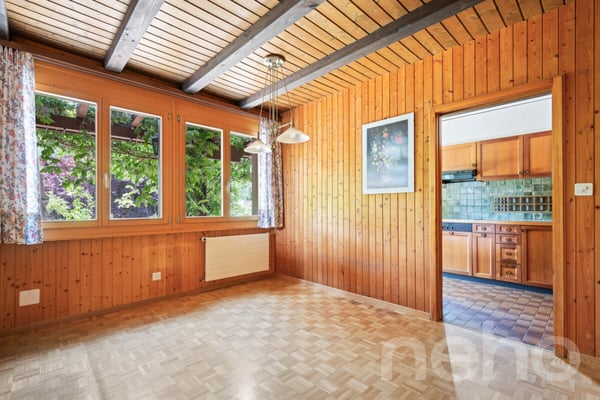 Grosszügiges Einfamilienhaus mit Garten und vielseitigen Möglichkeiten 4