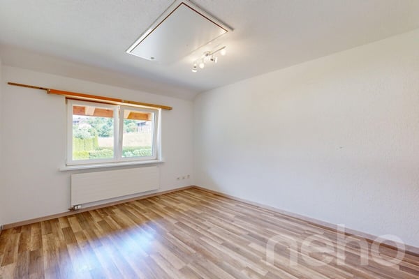 5.5-Zimmer-Einfamilienhaus mit Walenseesicht und grosszügiger Garage 10