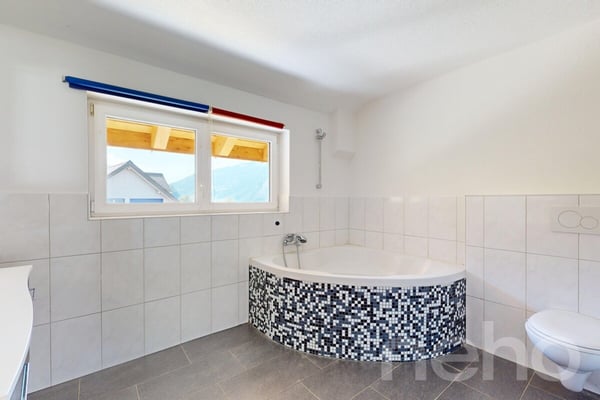 5.5-Zimmer-Einfamilienhaus mit Walenseesicht und grosszügiger Garage 11
