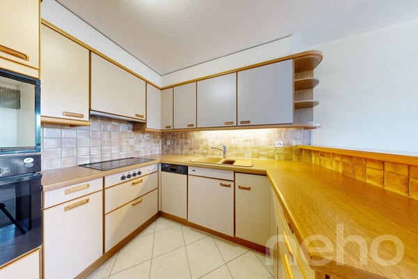 3.5-Zimmer-Wohnung in Dietikon mit Fernsicht und Potenzial 4