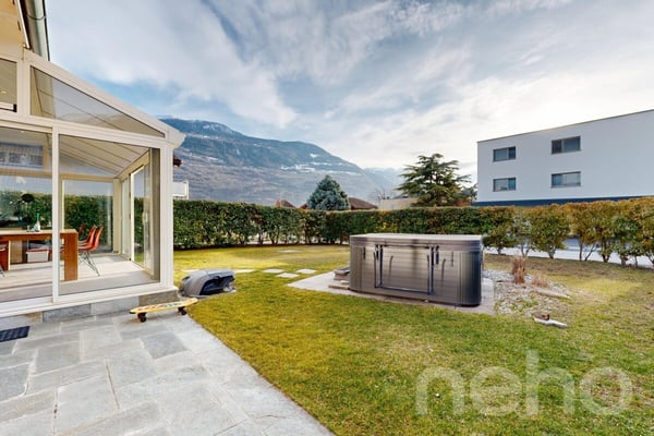 Belle maison familiale avec grand jardin à Ardon 4