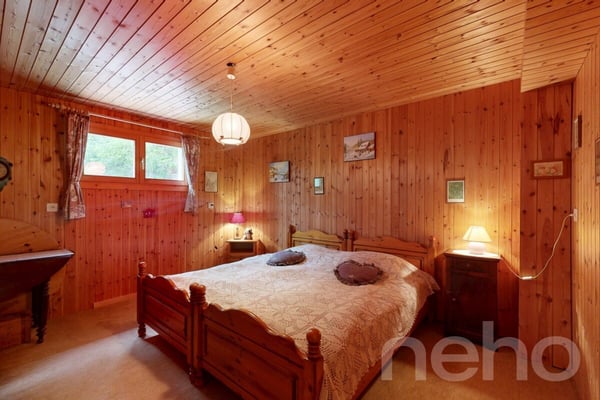 Authentique chalet en madriers avec vue imprenable 12